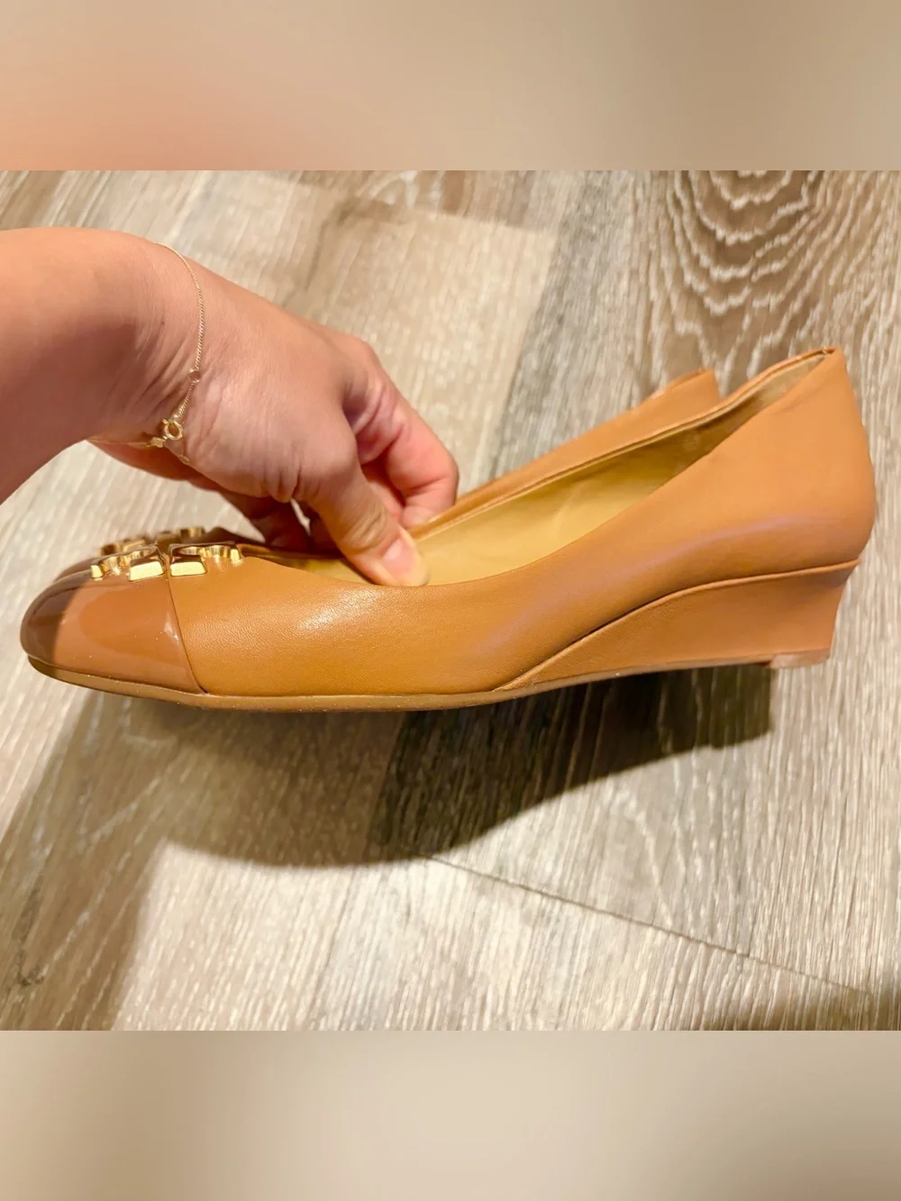 Tory Burch Tan Low Wedge Heel - 7